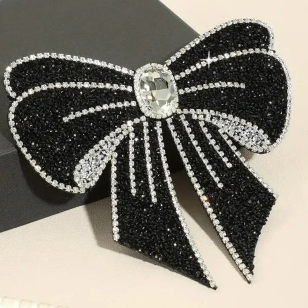 Travel Passions - Black Shiny Rhinestone Elegant Exquisite Bow Tie
